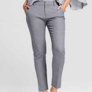 Straight Leg Ankle Pant - Grey 10